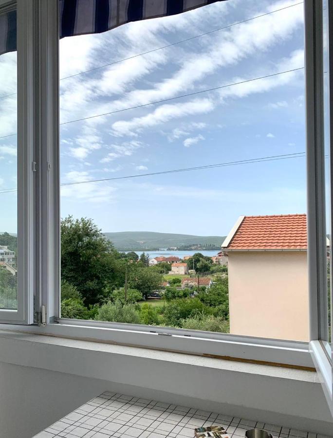 Apartman Dma Tivat Buitenkant foto