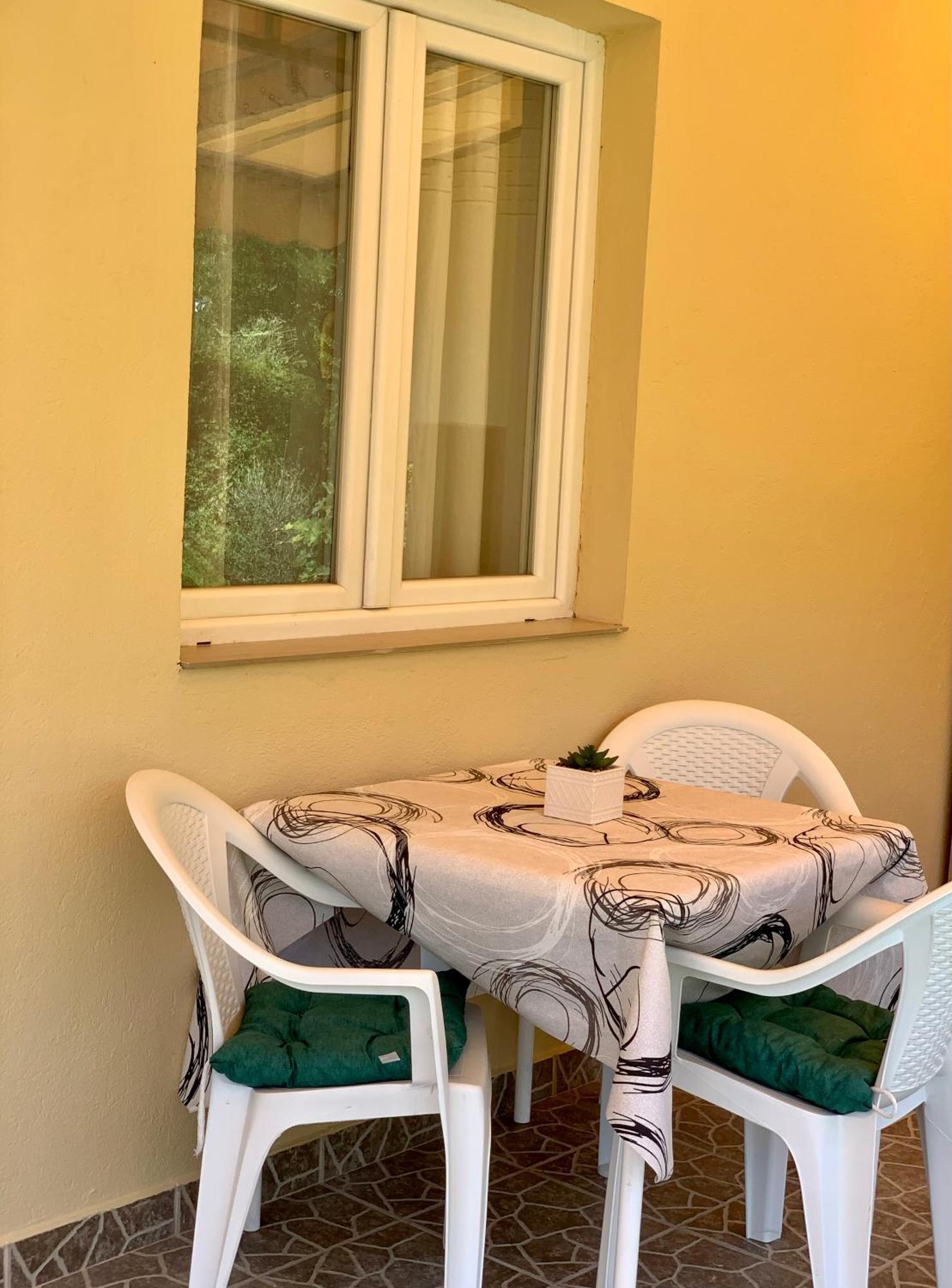 Apartman Dma Tivat Buitenkant foto
